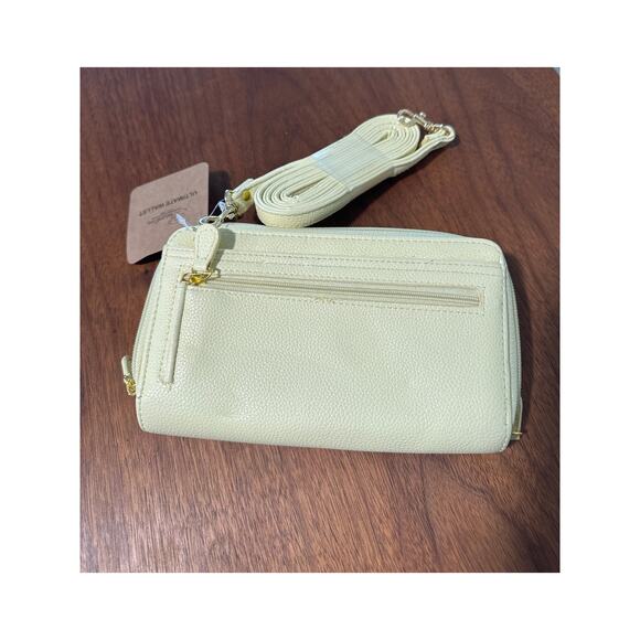 Buxton Ultimate Wallet w Detachable Shoulder Strap Soft Yellow - Picture 2 of 9